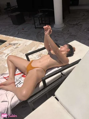 Аманда Черни (Amanda Cerny)