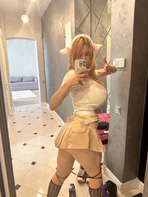 Китти Китт (Kitty Keettt, Mommy Kitty)