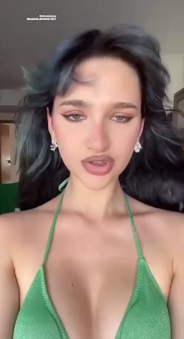Лиза Анохина