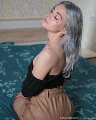 Алена Belleniko