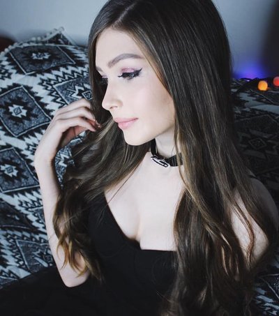 Карина Стримерша