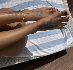 Айза Долматова